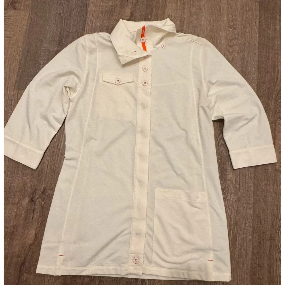 Nike Golf Women's 3/4 Sleeve Tunic Shirt Size‎ Medium White Button Up Athletic